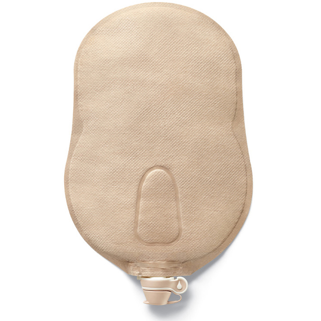 Sac d’urostomie une pièce PremierMC au design amélioré. Plat, champ protecteur FlextendMC, avec adhésif